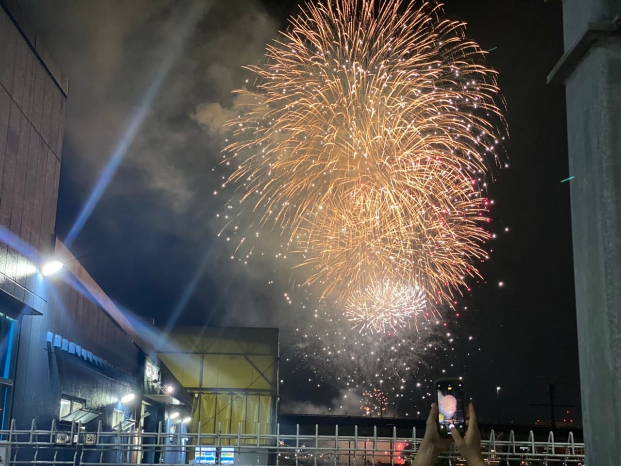 2021年の横浜開港祭打ち上げ花火